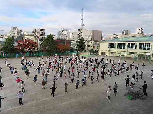 体育朝会・短縄